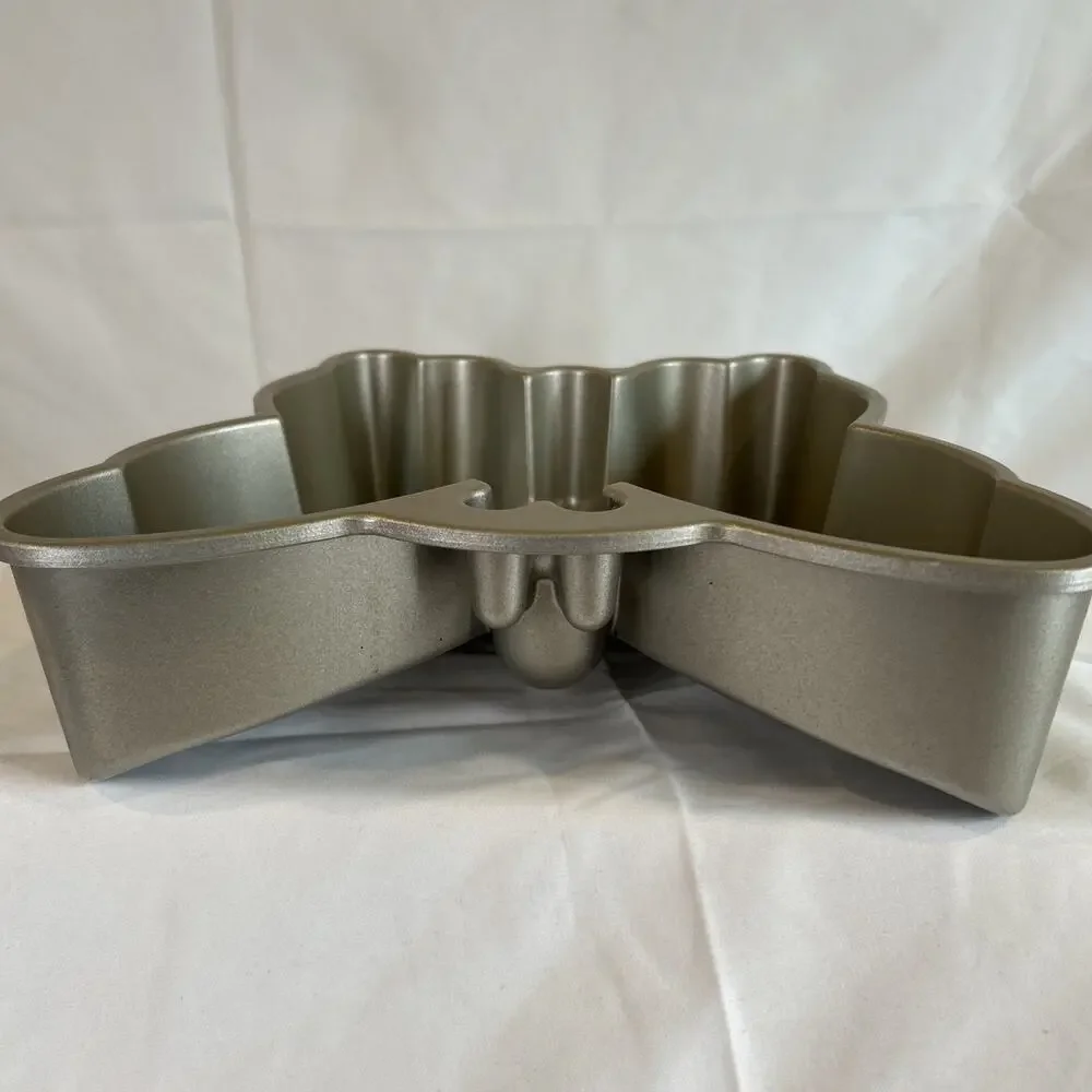 NORDIC WARE Cast Aluminum 9-Cup Nonstick Butterfly Cake Pan USA